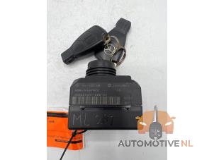 Gebruikte Contactslot elektronisch Mercedes ML II (164/4JG) 3.0 ML-280 CDI 4-Matic V6 24V Prijs € 250,00 Margeregeling aangeboden door AutomotiveNL Oss