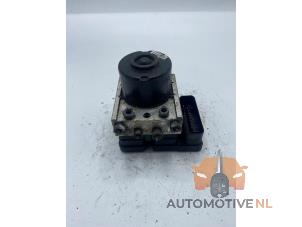 Gebruikte ABS Pomp Ford Fiesta 5 (JD/JH) 1.3 Prijs € 75,00 Margeregeling aangeboden door AutomotiveNL Oss