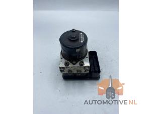 Gebruikte ABS Pomp Seat Leon (1P1) 2.0 TDI 16V FR Prijs € 40,00 Margeregeling aangeboden door AutomotiveNL Oss