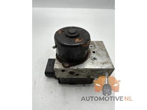 Gebruikte ABS Pomp Ford Focus 1 1.8 16V Prijs € 40,00 Margeregeling aangeboden door AutomotiveNL Oss