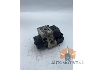 Gebruikte ABS Pomp Toyota Avensis (T22) 1.8 16V Prijs € 25,00 Margeregeling aangeboden door AutomotiveNL Oss