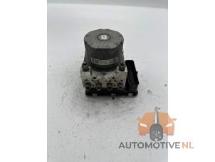 Gebruikte ABS Pomp Volkswagen Tiguan (AD1) 2.0 TDI 16V BlueMotion Technology SCR Prijs € 200,00 Margeregeling aangeboden door AutomotiveNL Oss