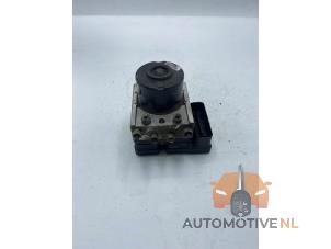 Gebruikte ABS Pomp Ford Focus 2 2.0 16V Prijs € 30,00 Margeregeling aangeboden door AutomotiveNL Oss