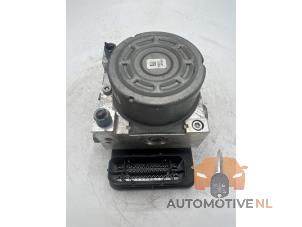 Gebruikte ABS Pomp BMW 1 serie (F20) 116d 1.5 12V TwinPower Prijs € 180,00 Margeregeling aangeboden door AutomotiveNL Oss