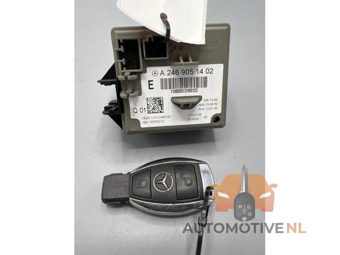 Elektronisch kontaktslot van een Mercedes-Benz GLA (156.9) 2.2 200 CDI, d 16V 4-Matic 2014