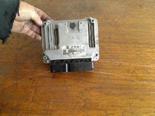 Gebruikte Boordcomputer Volkswagen Polo IV (9N1/2/3) 1.4 TDI 80 Prijs € 60,00 Margeregeling aangeboden door VW Parts Dronten