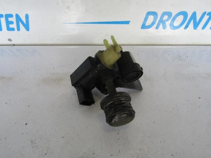 Vacuumpomp Rembekrachtiging van een Volkswagen Transporter T6 2.0 TDI DRF 2018