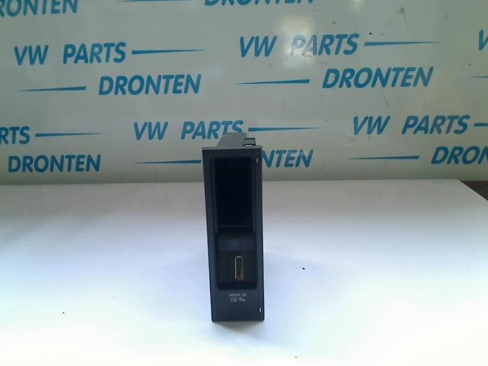 Gebruikte Diversen Volkswagen Golf VI (5K1) 1.6 TDI 16V Prijs € 25,00 Margeregeling aangeboden door VW Parts Dronten