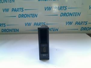 Gebruikte Diversen Volkswagen Golf VI (5K1) 1.6 TDI 16V Prijs € 25,00 Margeregeling aangeboden door VW Parts Dronten