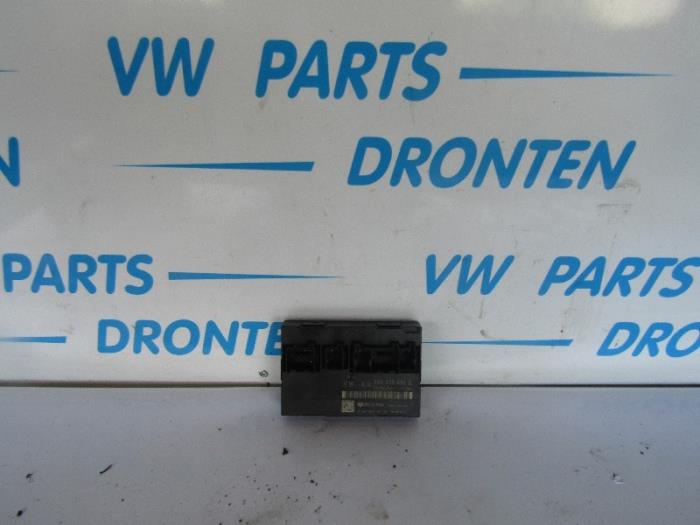 Gebruikte Computer Body Control Volkswagen Passat Variant (3C5) 2.0 TDI 140 Prijs € 35,00 Margeregeling aangeboden door VW Parts Dronten