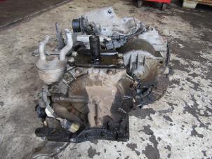 Gebruikte Versnellingsbak Volkswagen Polo III (6N1) 1.6i 75 Prijs € 165,00 Margeregeling aangeboden door VW Parts Dronten