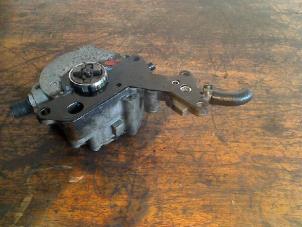 Gebruikte Opvoerpomp Volkswagen Polo IV (9N1/2/3) 1.4 TDI 70 Prijs € 45,00 Margeregeling aangeboden door VW Parts Dronten