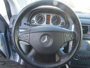 Gebruikte Airbag set Mercedes B (W245) 2.0 B-200 16V Turbo Prijs € 300,00 Margeregeling aangeboden door VW Parts Dronten