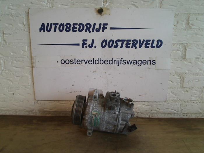 Gebruikte Aircopomp Volkswagen Touran (1T1/T2) 2.0 TDI 16V 136 Prijs € 50,00 Margeregeling aangeboden door VW Parts Dronten