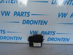 Gebruikte Boordcomputer Audi A8 (D3) 4.2 V8 40V Quattro Prijs € 70,00 Margeregeling aangeboden door VW Parts Dronten