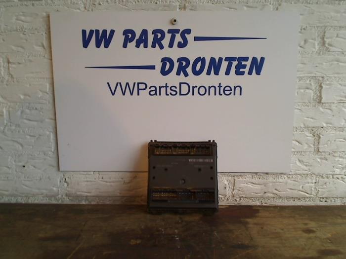 Computer Diversen van een Volkswagen Polo IV (9N1/2/3) 1.2 65 2005