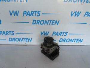 Gebruikte ABS Pomp Volkswagen Polo III (6N2) 1.4 Prijs € 50,00 Margeregeling aangeboden door VW Parts Dronten