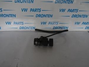 Gebruikte Pomp Servo Volkswagen Touareg (7LA/7L6) 5.0 TDI V10 Prijs € 100,00 Margeregeling aangeboden door VW Parts Dronten