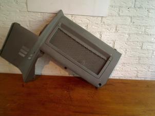 Gebruikte Diversen Volkswagen Transporter/Caravelle T5 2.5 TDi Prijs € 25,00 Margeregeling aangeboden door VW Parts Dronten