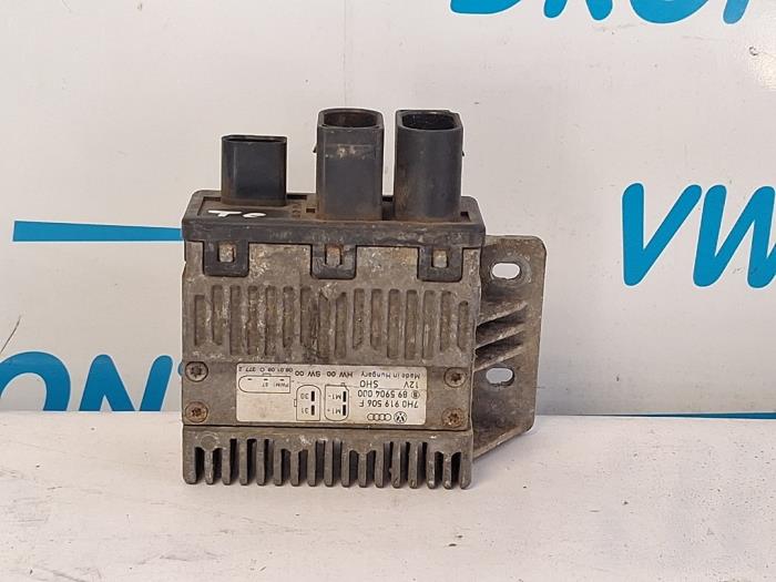 Gebruikte Computer Diversen Volkswagen Transporter T5 1.9 TDi Prijs € 35,00 Margeregeling aangeboden door VW Parts Dronten
