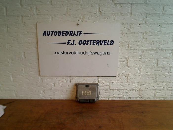 Gebruikte Boordcomputer Volkswagen Bora (1J2) 1.9 TDI 90 Prijs € 55,00 Margeregeling aangeboden door VW Parts Dronten