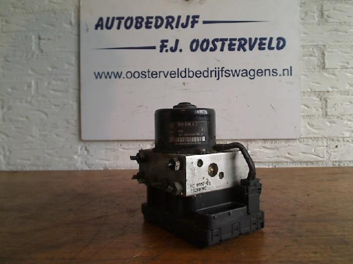 Gebruikte ABS Pomp Volkswagen Lupo (6X1) 1.0 MPi 50 Prijs op aanvraag aangeboden door VW Parts Dronten