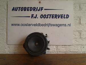 Gebruikte Speaker Audi S4 Avant (B7) 4.2 V8 40V Prijs € 25,00 Margeregeling aangeboden door VW Parts Dronten