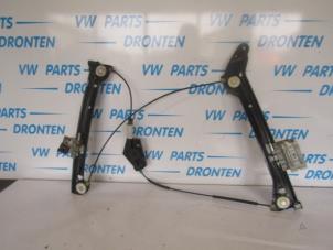 Gebruikte Raammechaniek 2Deurs rechts-voor Audi A5 Cabrio (8F7) 2.0 TFSI 16V Prijs € 75,00 Margeregeling aangeboden door VW Parts Dronten