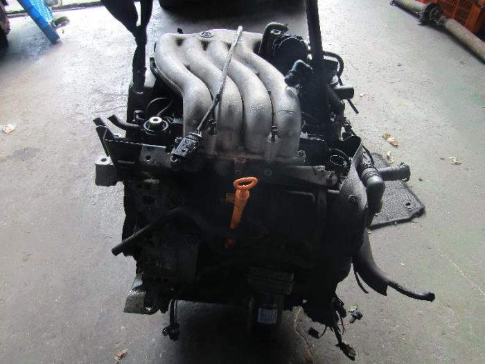 Gebruikte Motor Volkswagen New Beetle (9C1/9G1) 2.0 Prijs € 275,00 Margeregeling aangeboden door VW Parts Dronten