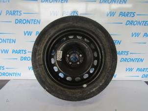 Gebruikte Reservewiel Volkswagen Bora (1J2) 2.3 V5 20V Prijs € 35,00 Margeregeling aangeboden door VW Parts Dronten