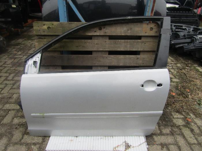 Gebruikte Diversen Volkswagen Polo IV (9N1/2/3) 1.4 16V Prijs € 75,00 Margeregeling aangeboden door VW Parts Dronten