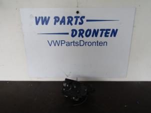 Gebruikte Portierslot Mechaniek 4Deurs rechts-voor Audi TT (8N3) 3.2 V6 24V Quattro Prijs op aanvraag aangeboden door VW Parts Dronten