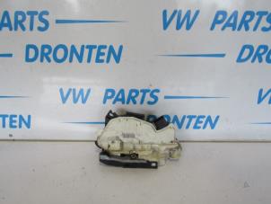 Gebruikte Deurslot Cilinder links Skoda Fabia II (5J) 1.2i Prijs € 25,00 Margeregeling aangeboden door VW Parts Dronten