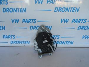 Gebruikte Cilinderslot achter Volkswagen Caddy IV 1.6 TDI 16V Prijs € 40,00 Margeregeling aangeboden door VW Parts Dronten