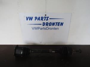 Gebruikte Aandrijfas rechts-voor Audi A4 Avant Quattro (B7) Prijs € 50,00 Margeregeling aangeboden door VW Parts Dronten