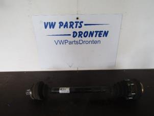 Gebruikte Aandrijfas rechts-achter Audi A4 Avant Quattro (B7) Prijs € 50,00 Margeregeling aangeboden door VW Parts Dronten