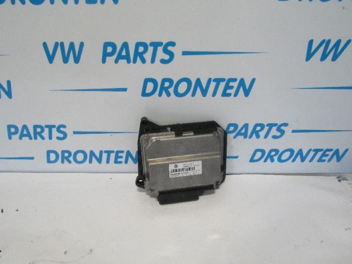 Gebruikte Computer Diversen Volkswagen Touareg (7LA/7L6) 5.0 TDI V10 Prijs € 100,00 Margeregeling aangeboden door VW Parts Dronten