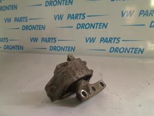 Gebruikte Motorrubber Volkswagen Scirocco (137/13AD) 2.0 TSI 16V Prijs € 25,00 Margeregeling aangeboden door VW Parts Dronten