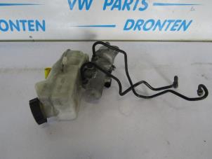 Gebruikte Hoofdremcilinder Volkswagen Transporter T6 2.0 TDI DRF Prijs € 50,00 Margeregeling aangeboden door VW Parts Dronten