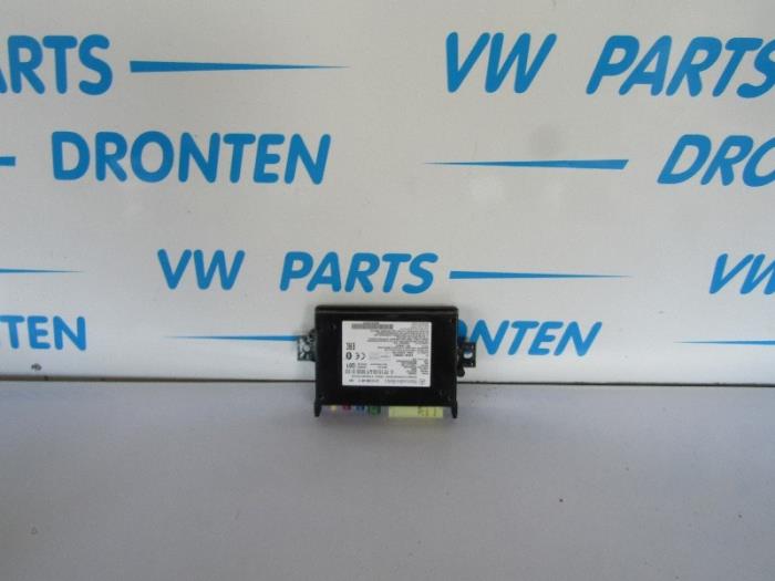 Gebruikte Computer Diversen Mercedes V (447.8) 2.1 220 CDI, 220 d 16V Prijs € 90,00 Margeregeling aangeboden door VW Parts Dronten