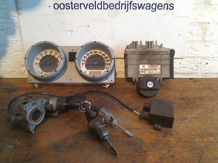 Gebruikte Computer boord Volkswagen Lupo (6X1) 1.0 MPi 50 Prijs op aanvraag aangeboden door VW Parts Dronten