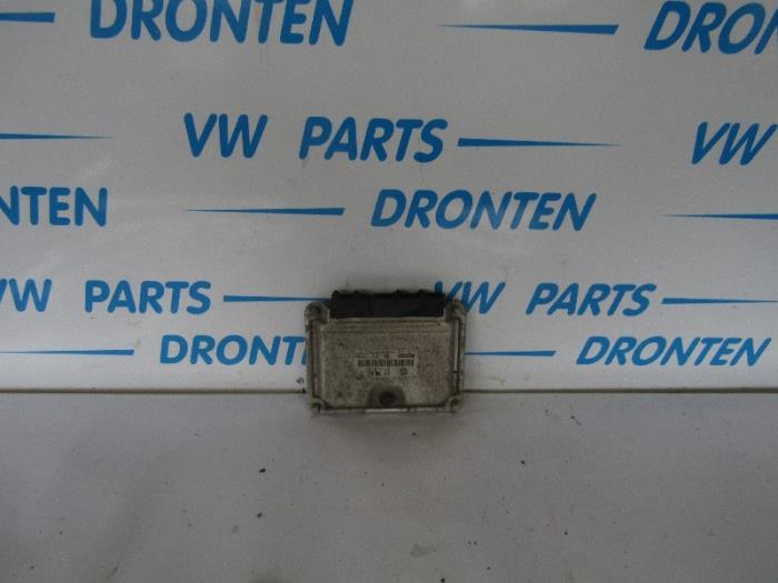 Gebruikte Boordcomputer Volkswagen Polo III (6N2) 1.4 Prijs € 50,00 Margeregeling aangeboden door VW Parts Dronten