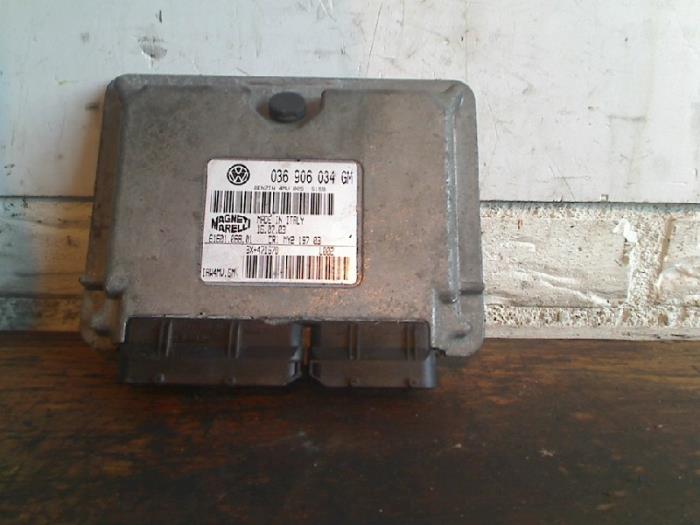 Gebruikte Boordcomputer Seat Ibiza III (6L1) 1.4 16V 75 Prijs € 70,00 Margeregeling aangeboden door VW Parts Dronten