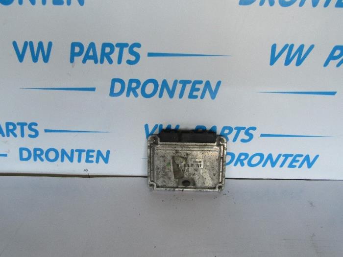 Gebruikte Boordcomputer Volkswagen Polo III (6N2) 1.4 Prijs € 50,00 Margeregeling aangeboden door VW Parts Dronten