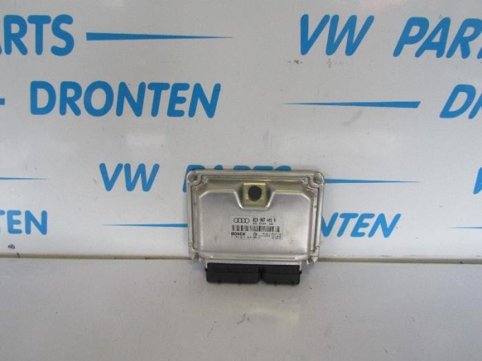 Gebruikte Boordcomputer Audi A4 Cabriolet (B6) 2.5 TDI 24V Prijs € 75,00 Margeregeling aangeboden door VW Parts Dronten