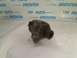 Gebruikte Dynamo Audi 80 (B4) 2.0 E Prijs € 50,00 Margeregeling aangeboden door VW Parts Dronten
