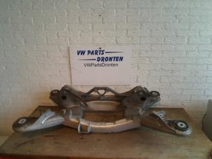 Gebruikte Subframe Audi A8 (D3) 4.0 TDI V8 32V Quattro Prijs € 145,00 Margeregeling aangeboden door VW Parts Dronten