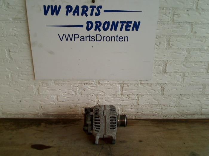 Gebruikte Dynamo Volkswagen Sharan (7M8/M9/M6) 2.0 TDI Prijs € 40,00 Margeregeling aangeboden door VW Parts Dronten