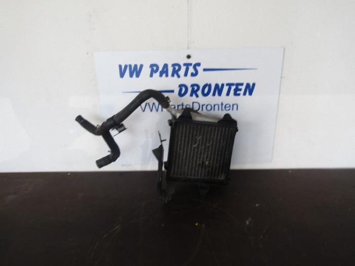 Gebruikte Radiateur Audi TT (8N3) 3.2 V6 24V Quattro Prijs € 40,00 Margeregeling aangeboden door VW Parts Dronten
