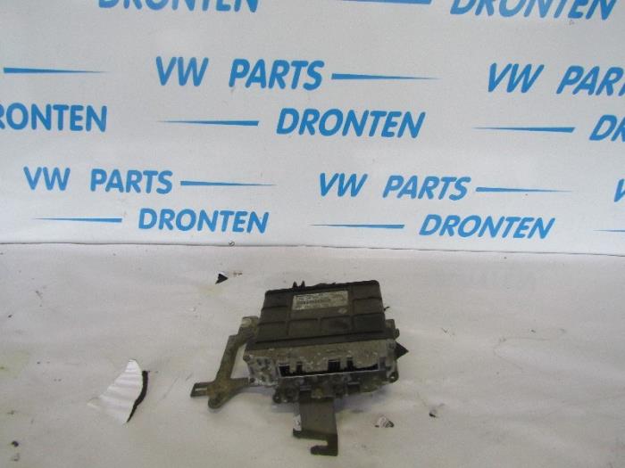 Gebruikte Computer Diversen Volkswagen Lupo (6X1) 1.4 16V 75 Prijs € 50,00 Margeregeling aangeboden door VW Parts Dronten